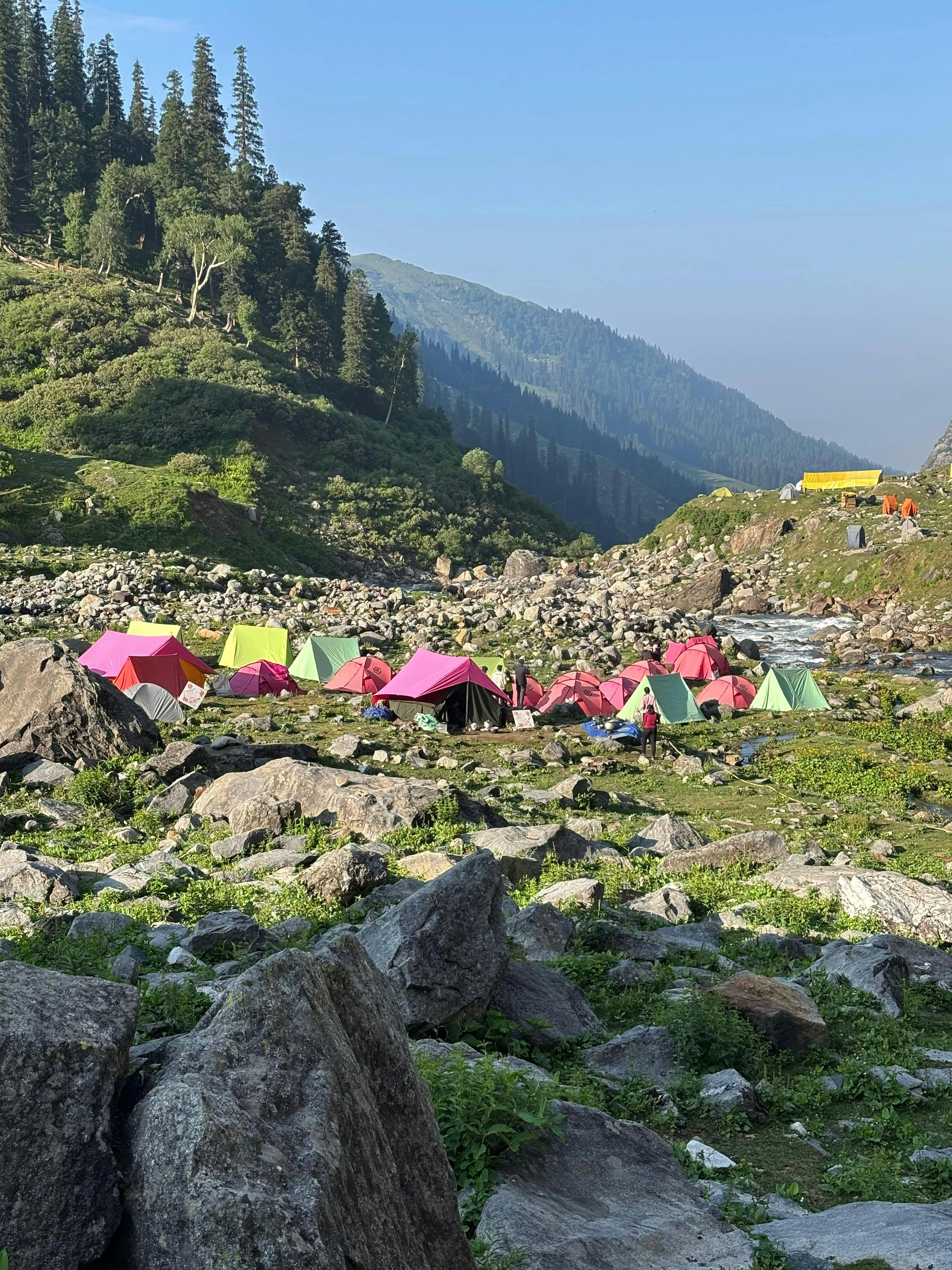 Kheerganga Trek, Tosh